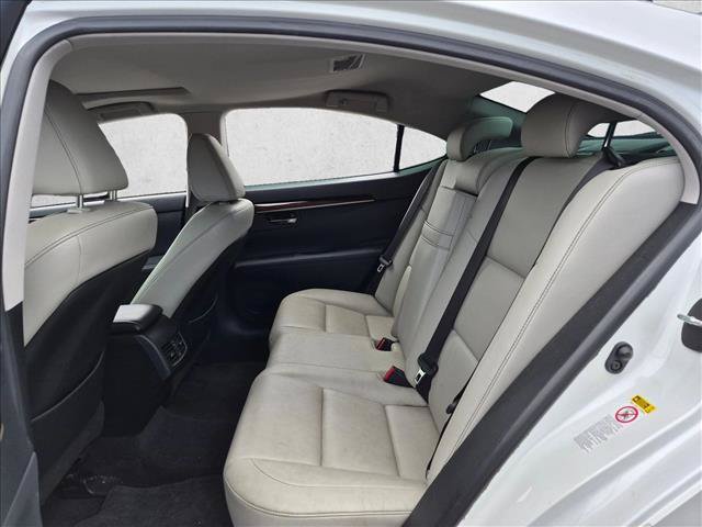 Used 2013 Lexus ES 350 w/ Premium Pkg FWD image 16