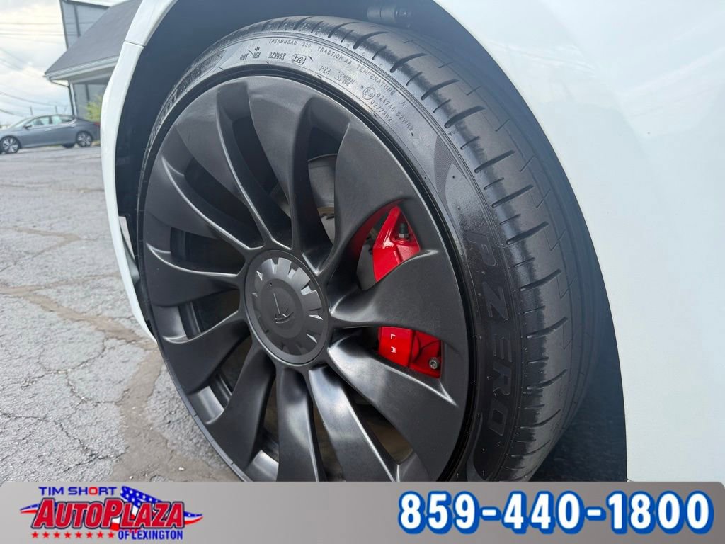 Used 2023 Tesla Model 3 Performance image 5