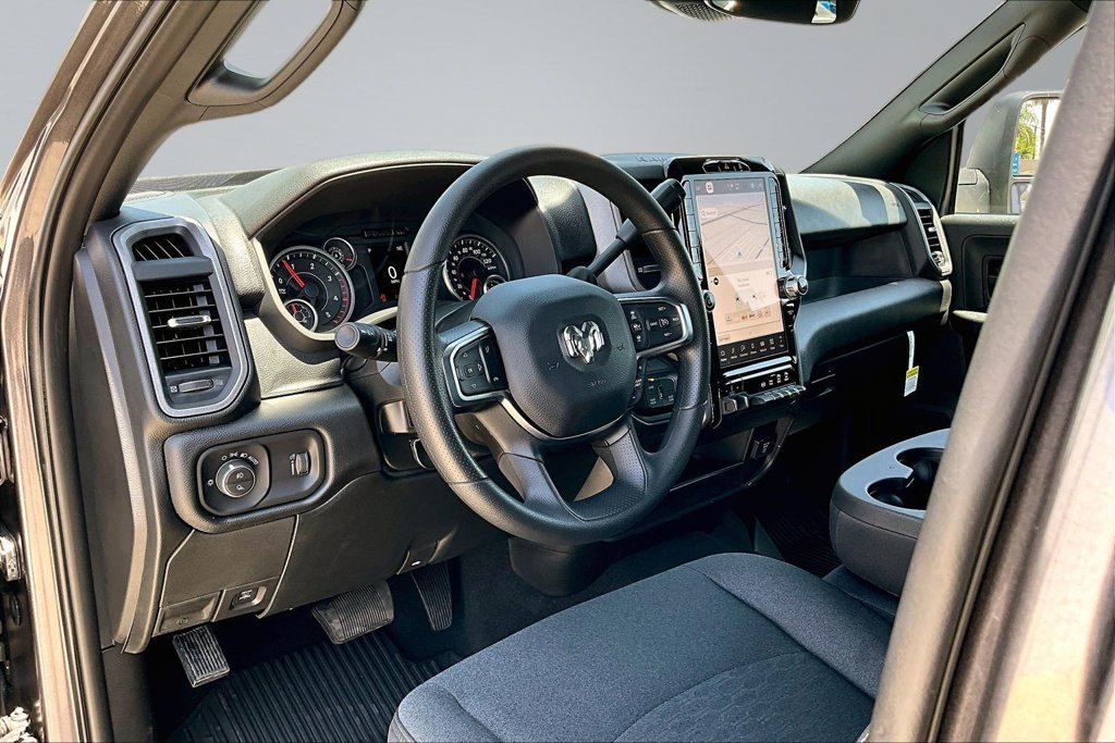 New 2026 RAM 2500 Tradesman AWD/4WD image 4