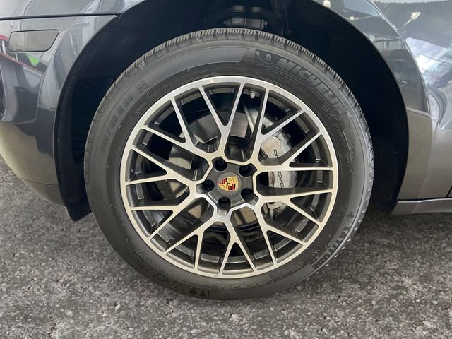 Used 2017 Porsche Macan S AWD/4WD image 12