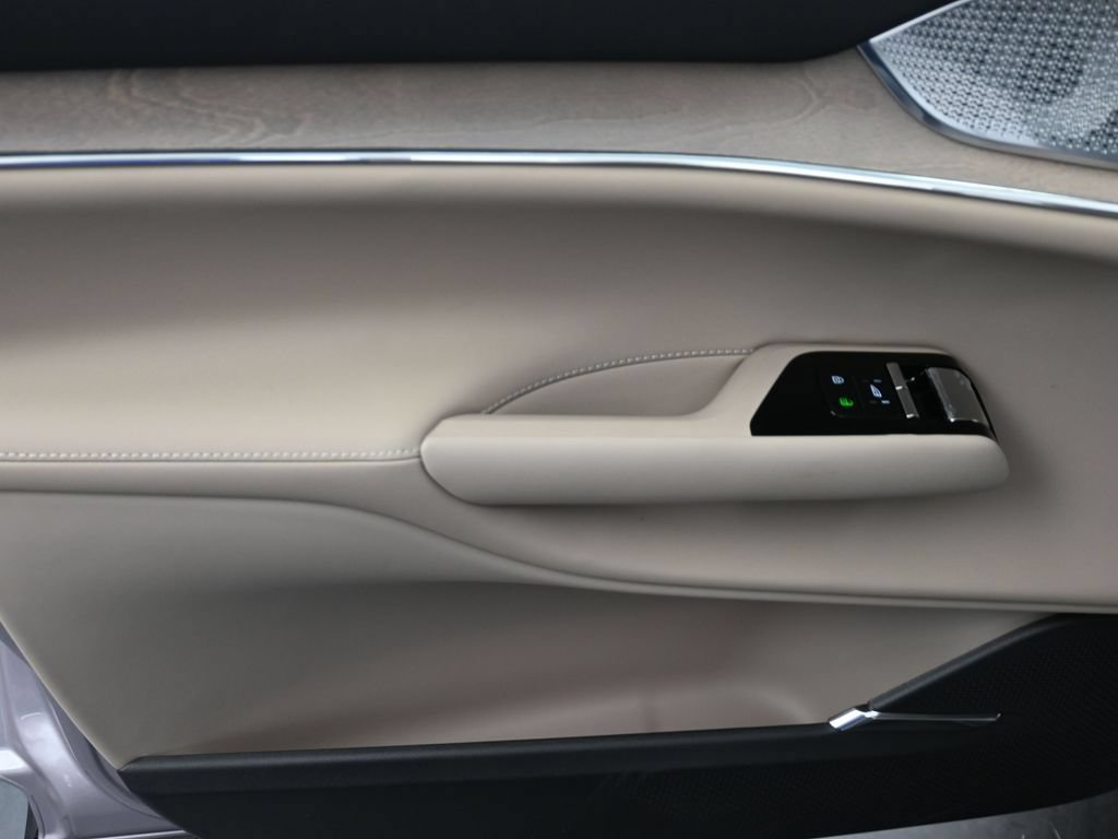New 2026 Volvo EX90 Ultra AWD/4WD image 15