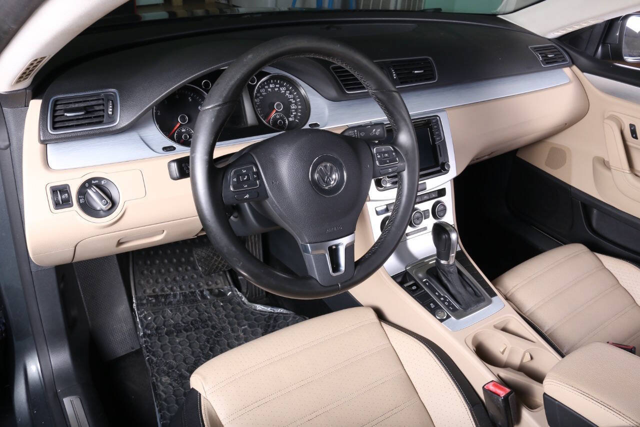 Used 2016 Volkswagen CC Sport FWD image 32