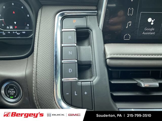 Certified 2022 GMC Yukon XL SLT w/ SLT Premium Package AWD/4WD image 19