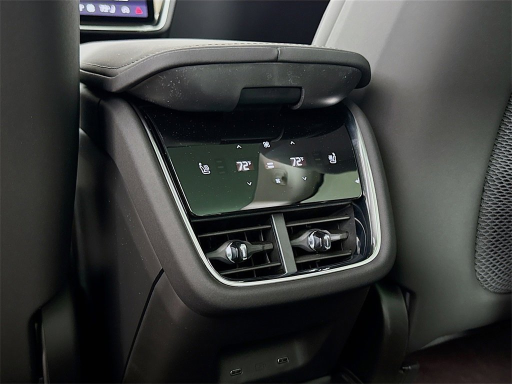 New 2025 Volvo EX90 Plus w/ Protection Package Premier image 26