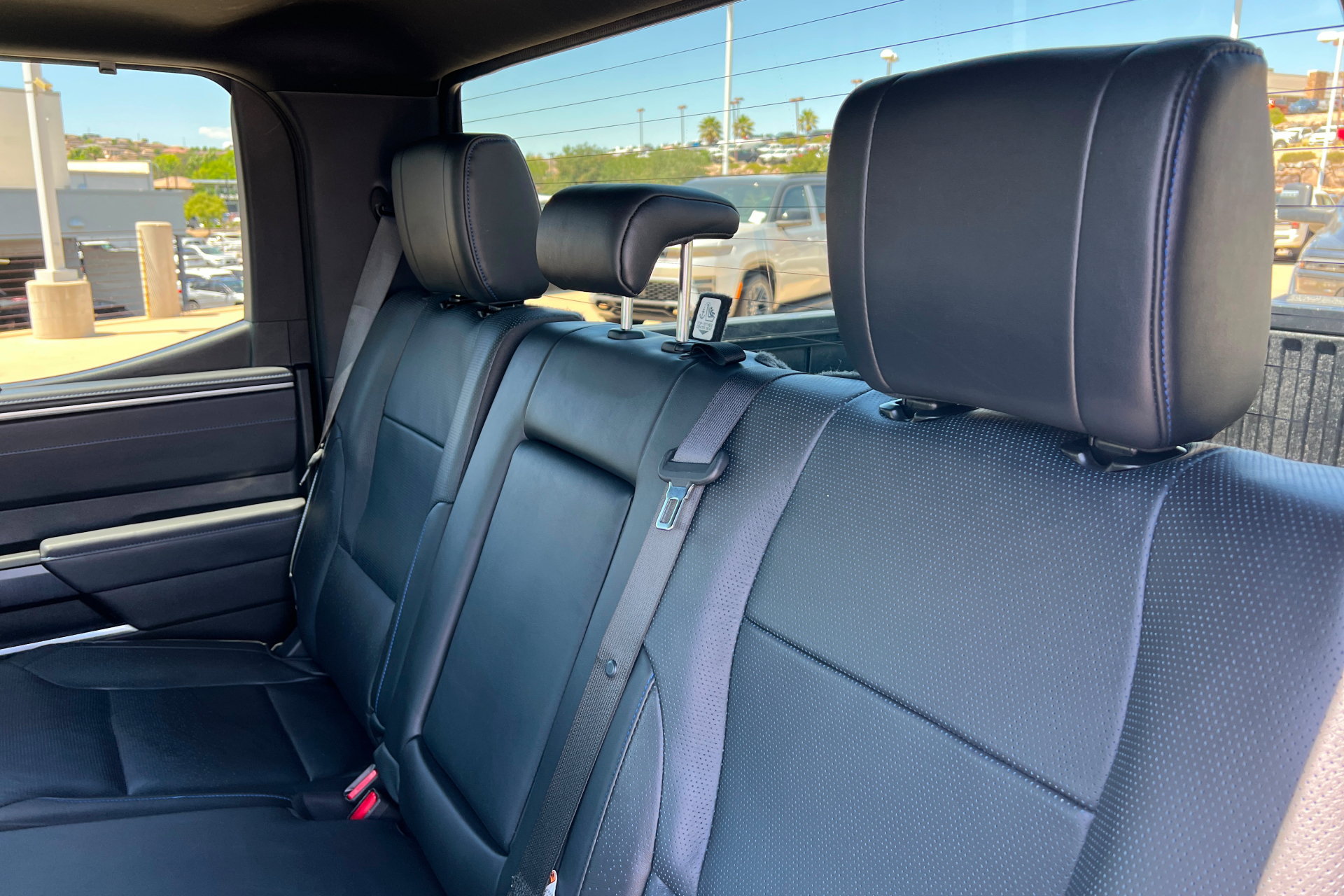 Used 2022 Toyota Tundra Platinum w/ Advanced Package AWD/4WD image 21