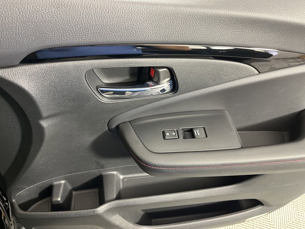 Certified 2025 Honda Ridgeline Black Edition image 19