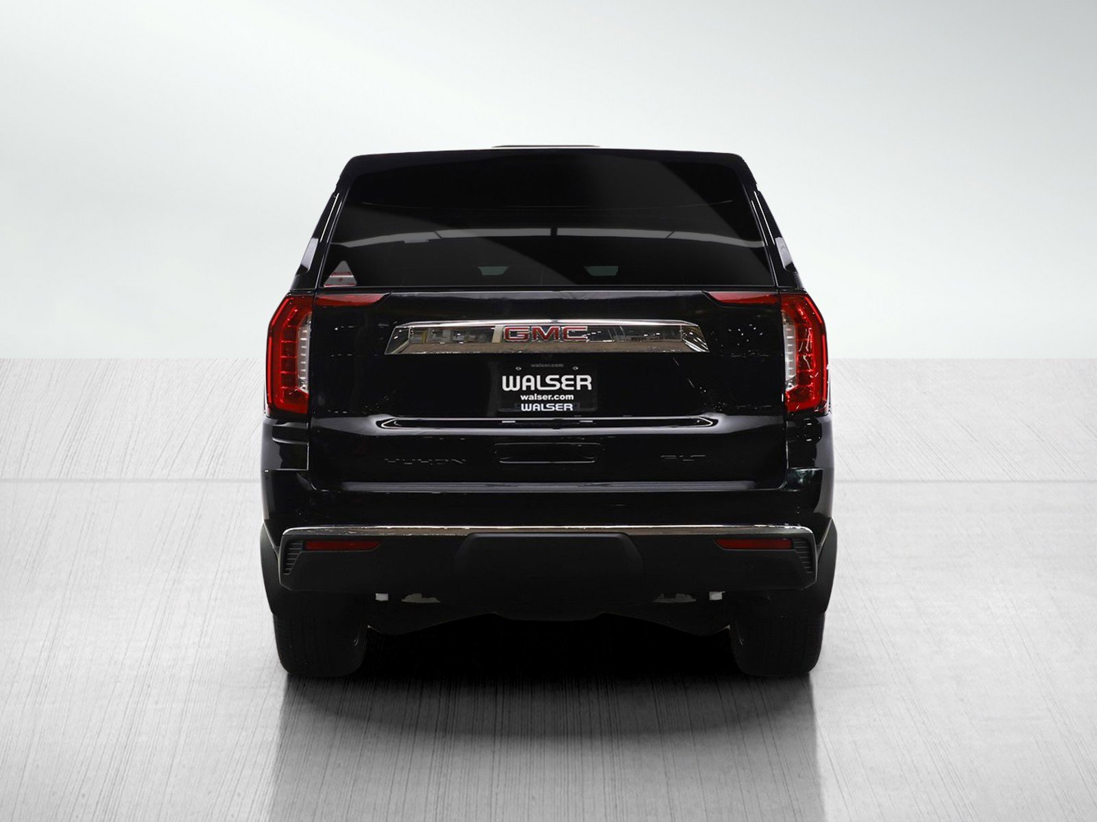 Used 2023 GMC Yukon XL SLT w/ SLT Premium Package image 4