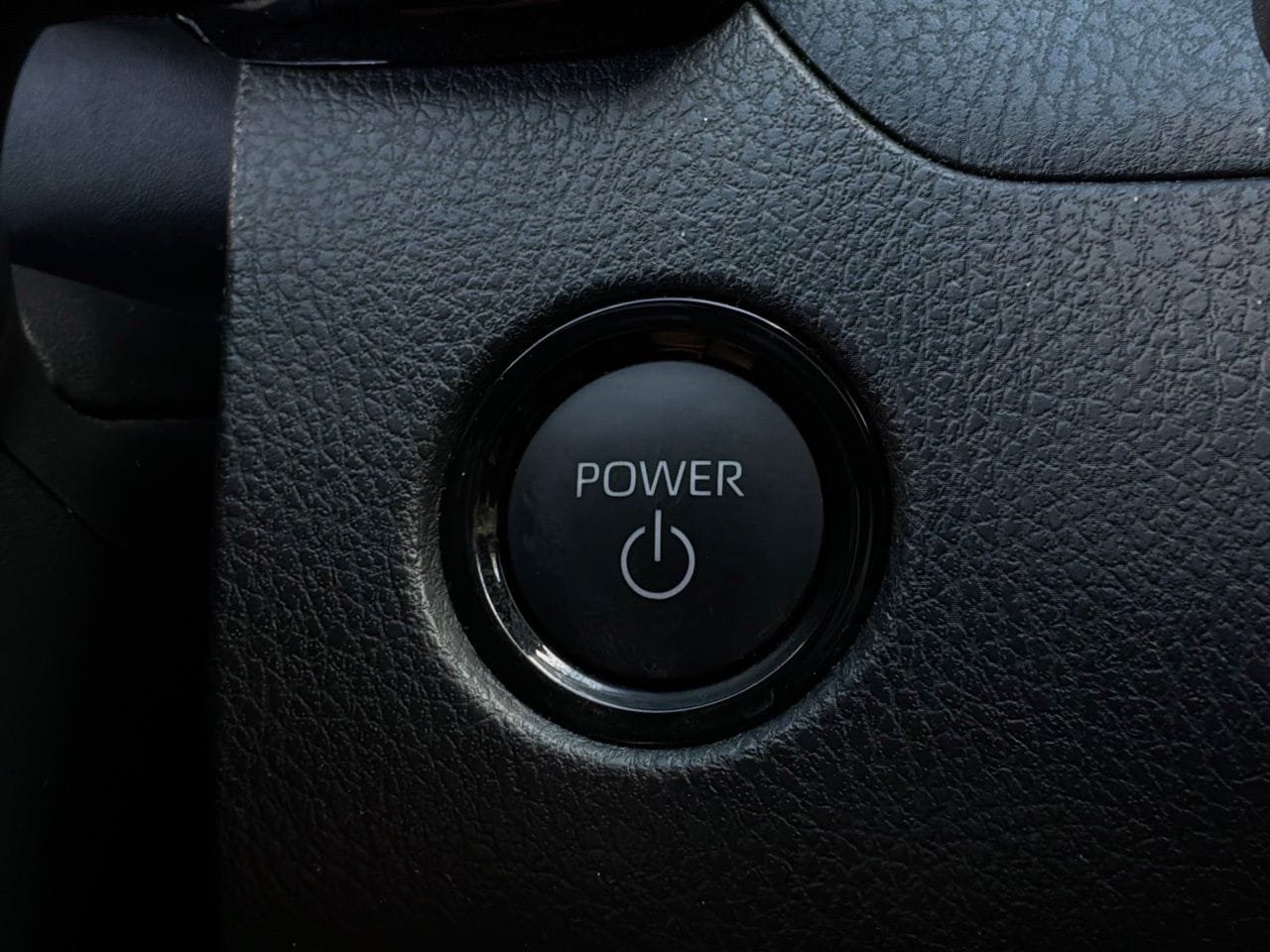 Used 2026 Toyota Camry SE FWD image 30