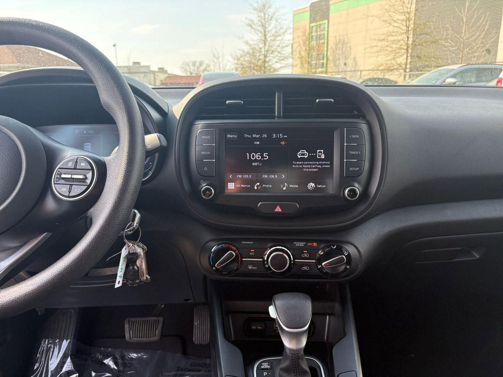 Used 2025 Kia Soul LX w/ LX Technology Package image 17