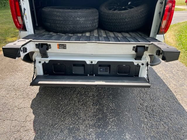 Used 2020 GMC Sierra 1500 AT4 w/ AT4 Premium Package AWD/4WD image 7