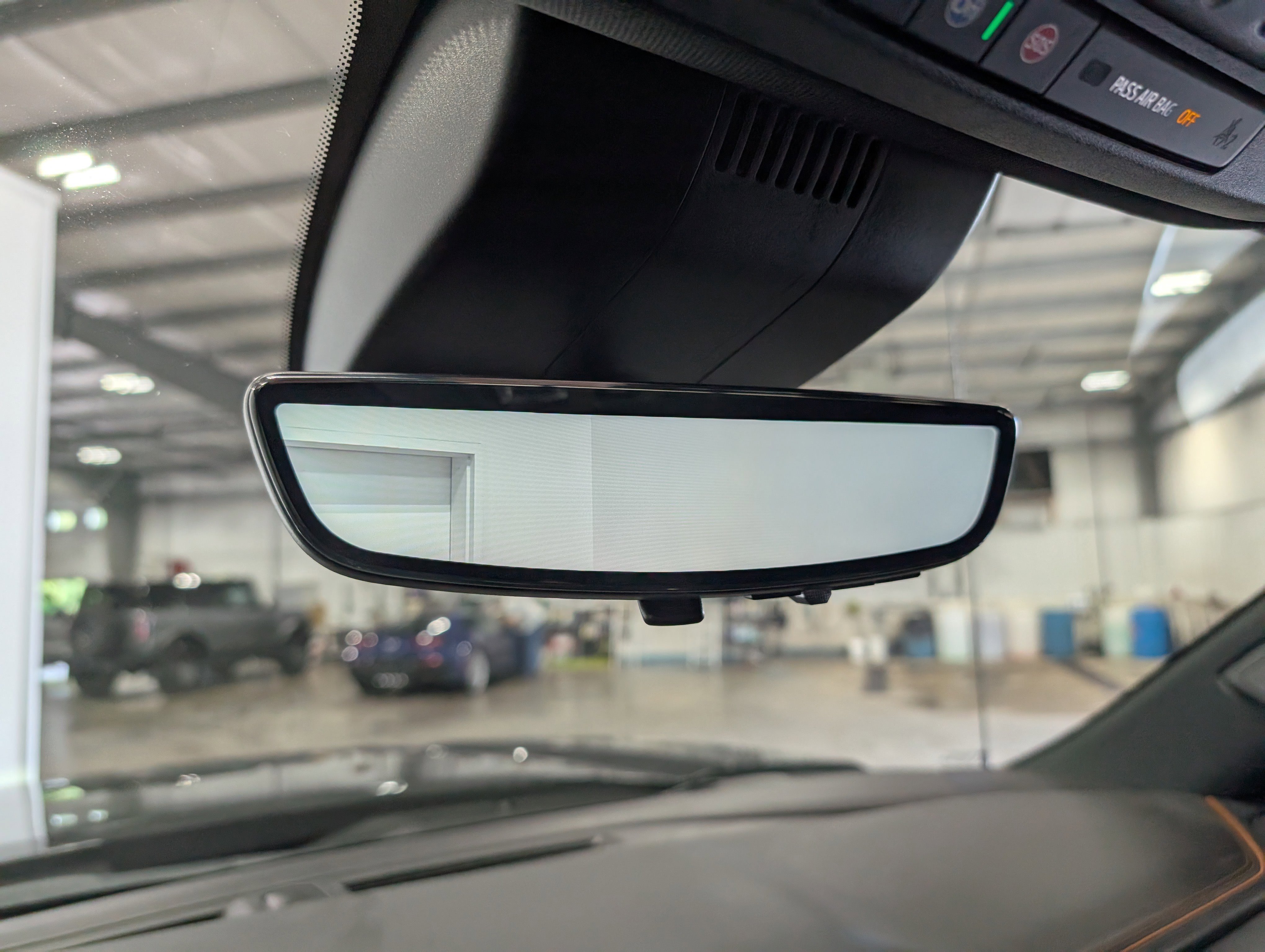 Used 2025 GMC Sierra 1500 AT4 w/ AT4 Premium Package image 32