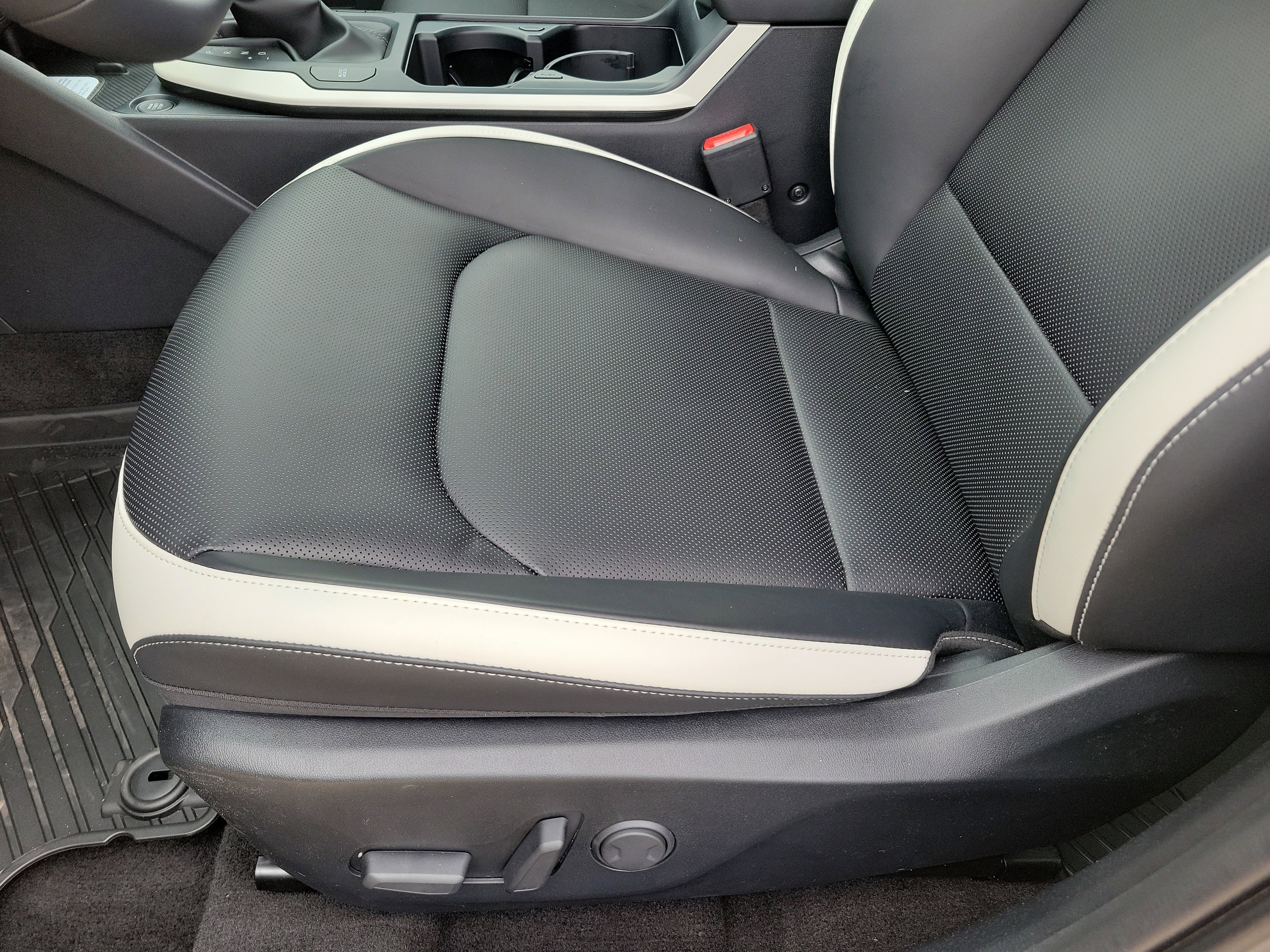 New 2026 Kia K4 GT-Line image 5