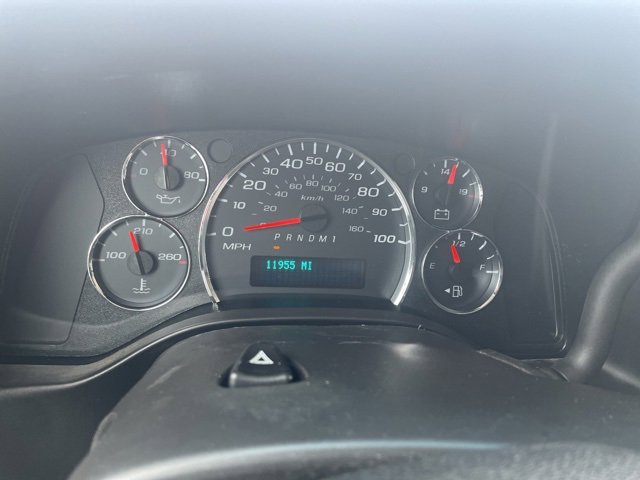 Used 2023 Chevrolet Express 3500 Work Van w/ Driver Convenience Package image 27