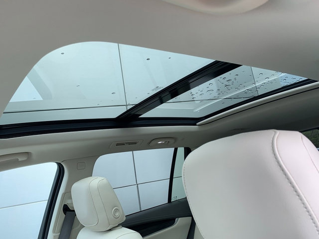 Used 2020 Cadillac XT6 Premium Luxury image 24