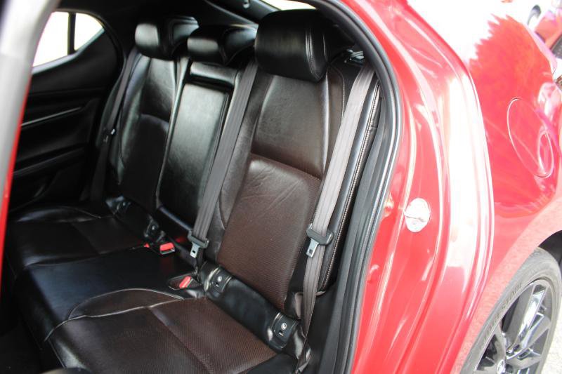 Used 2021 MAZDA MAZDA3 s image 13