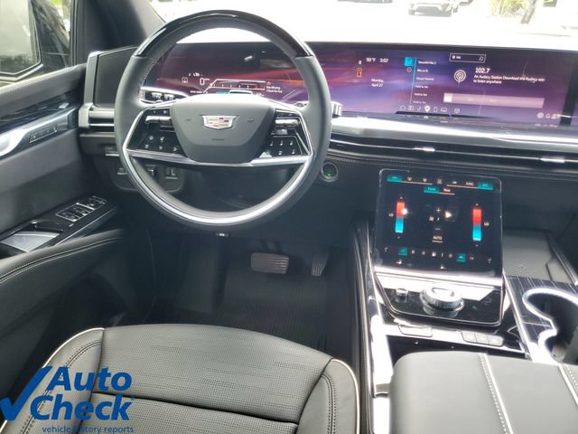 Certified 2026 Cadillac Escalade ESV Sport w/ LPO, ONYX Package AWD/4WD image 17