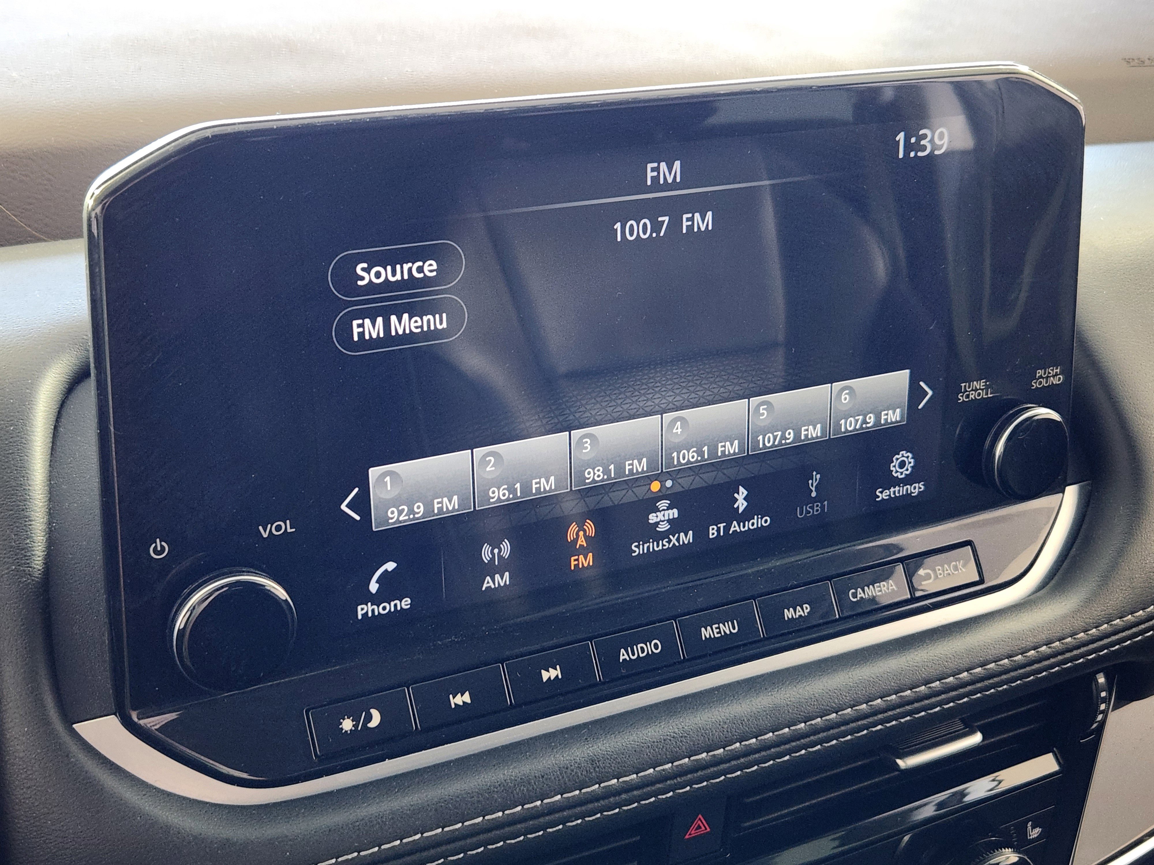 Used 2023 Nissan Rogue SL w/ SL Premium Package image 21