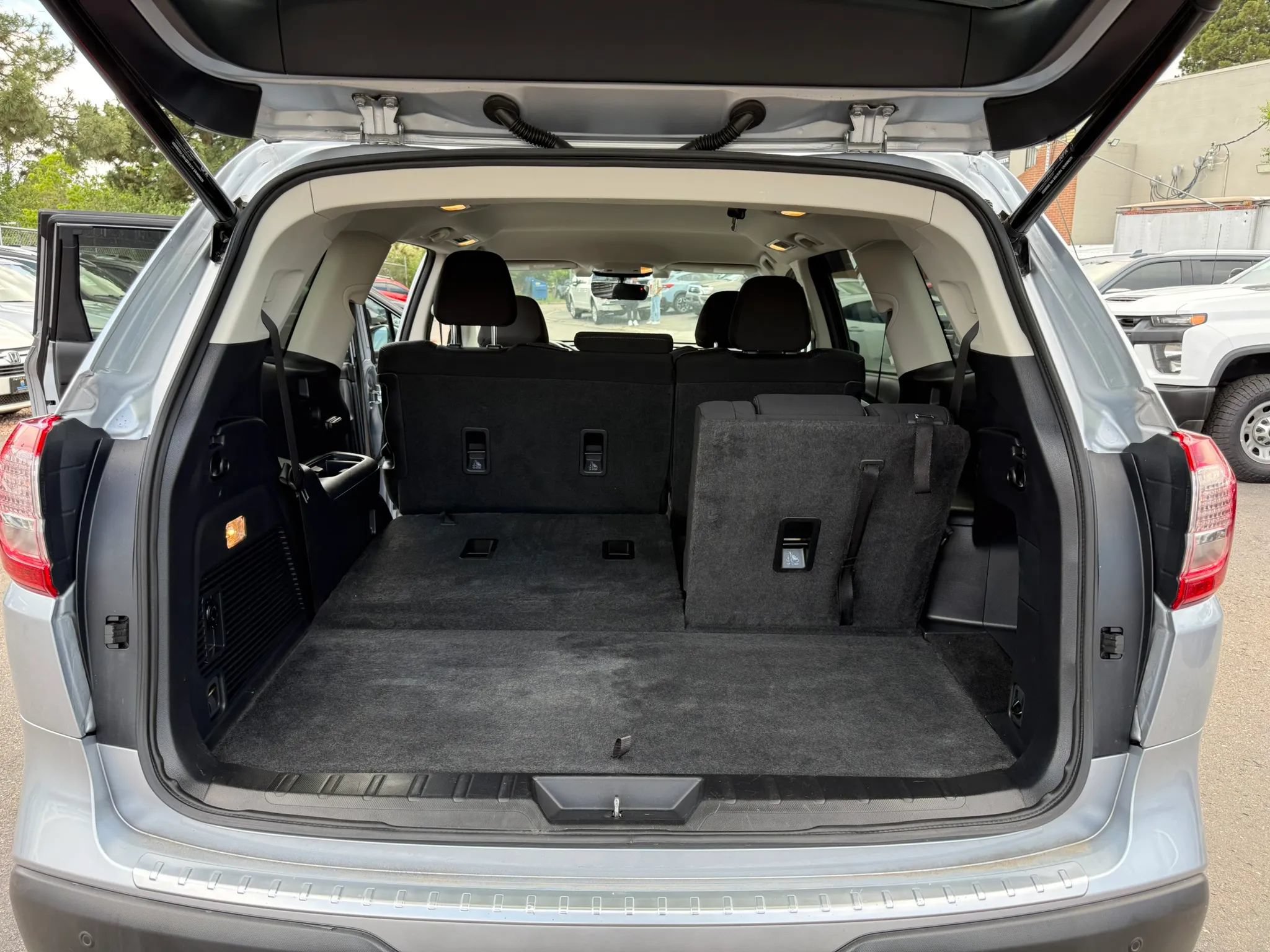 Used 2019 Subaru Ascent Premium AWD/4WD image 20