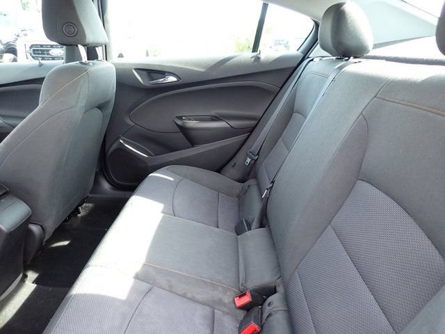 Used 2019 Chevrolet Cruze LS w/ LS Convenience Package FWD image 12