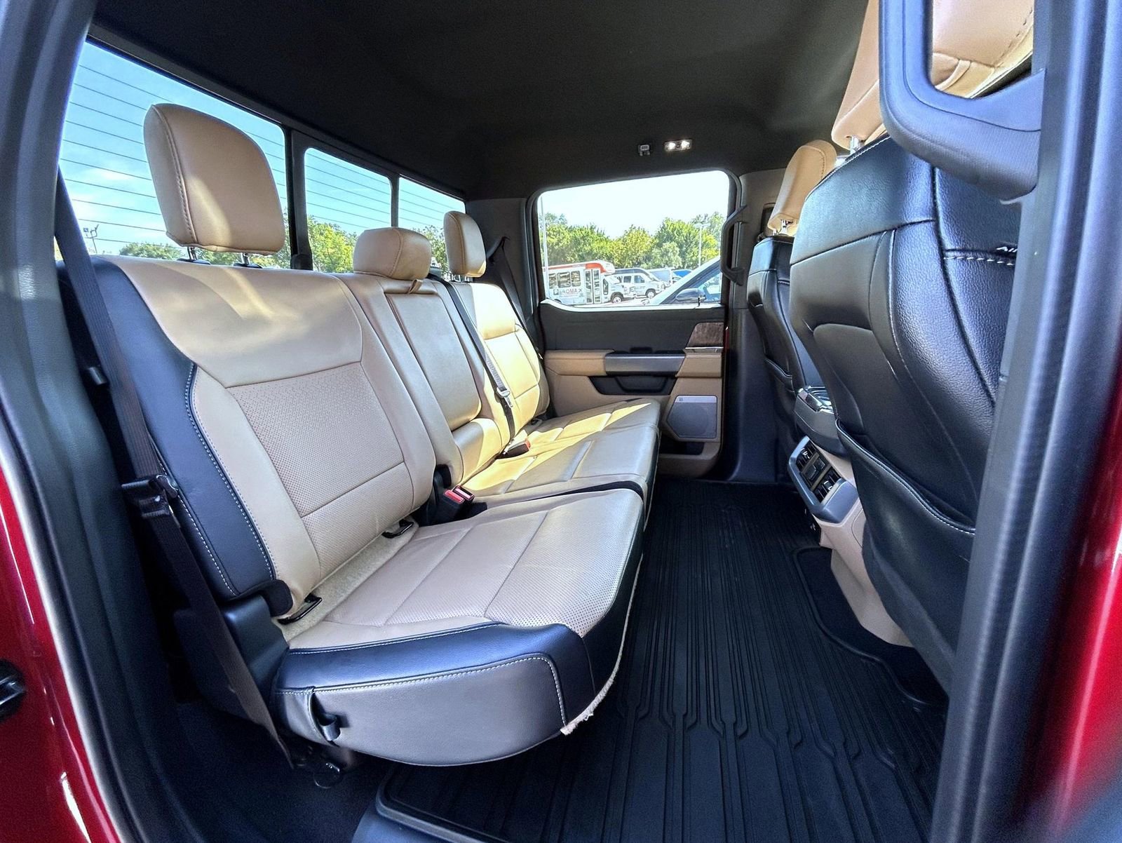 Used 2023 Ford F150 Lariat w/ Equipment Group 502A High image 19