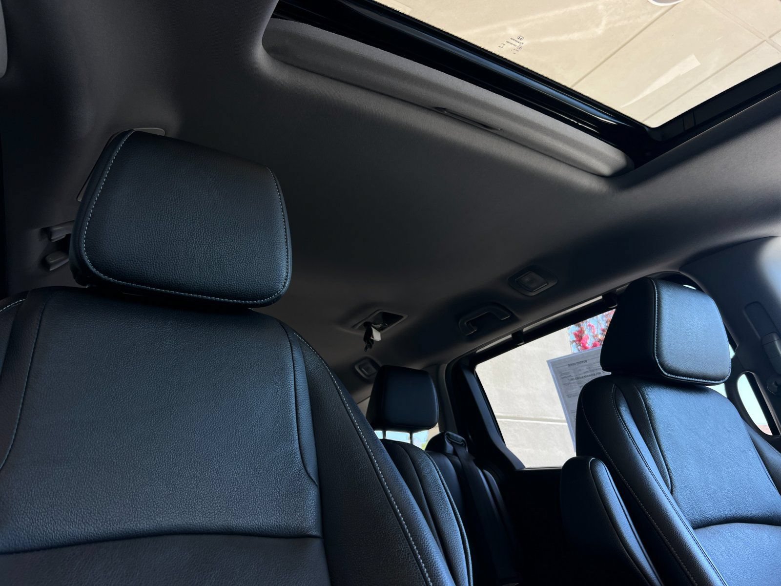 Used 2023 Honda Odyssey EX-L image 18
