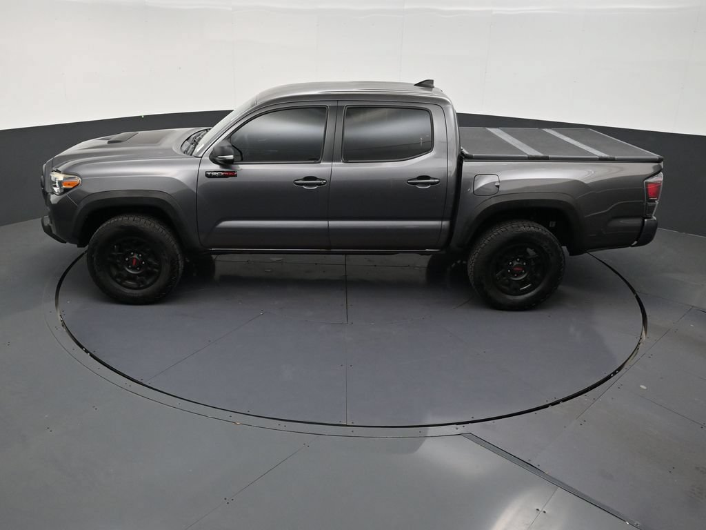 Used 2017 Toyota Tacoma TRD Sport w/ Tow Package RWD image 14