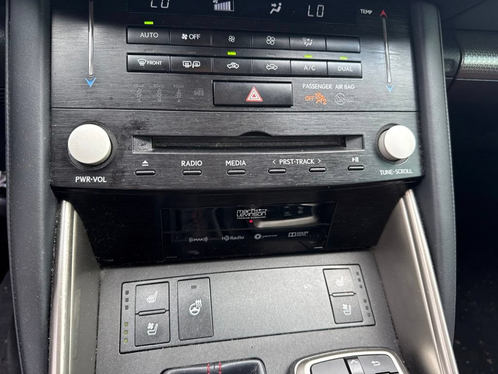 Used 2018 Lexus IS 350 AWD image 17