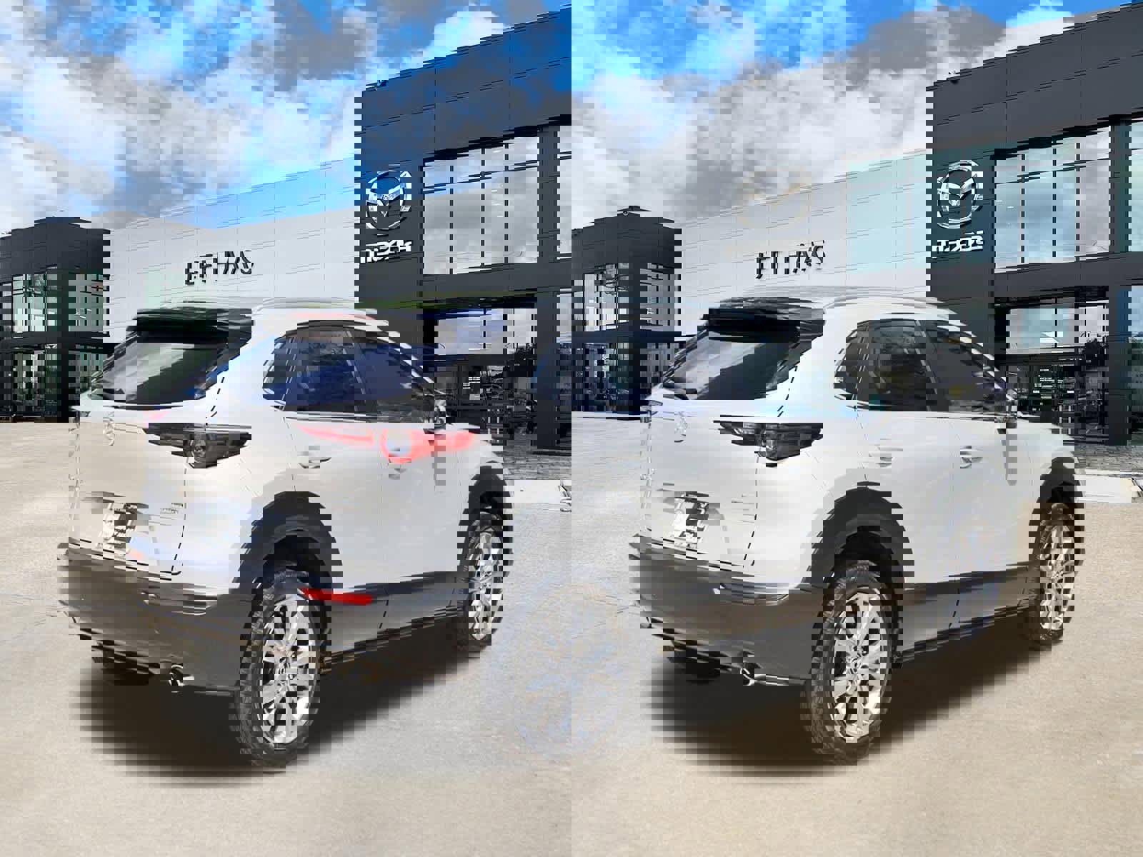 Used 2023 MAZDA CX-30 AWD 2.5 S w/ Preferred Package image 3