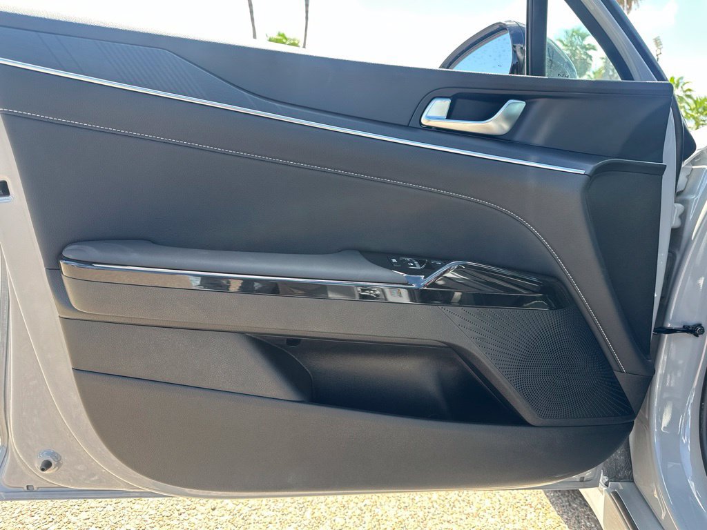 New 2026 Kia K5 GT-Line image 5