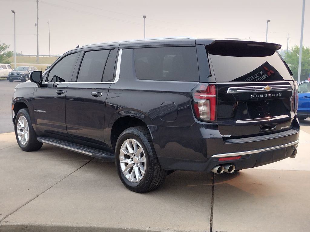 Used 2022 Chevrolet Suburban Premier AWD/4WD image 19