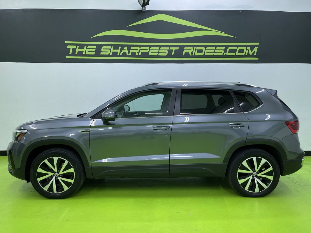 Used 2022 Volkswagen Taos SE w/ IQ.Drive SE Package image 6