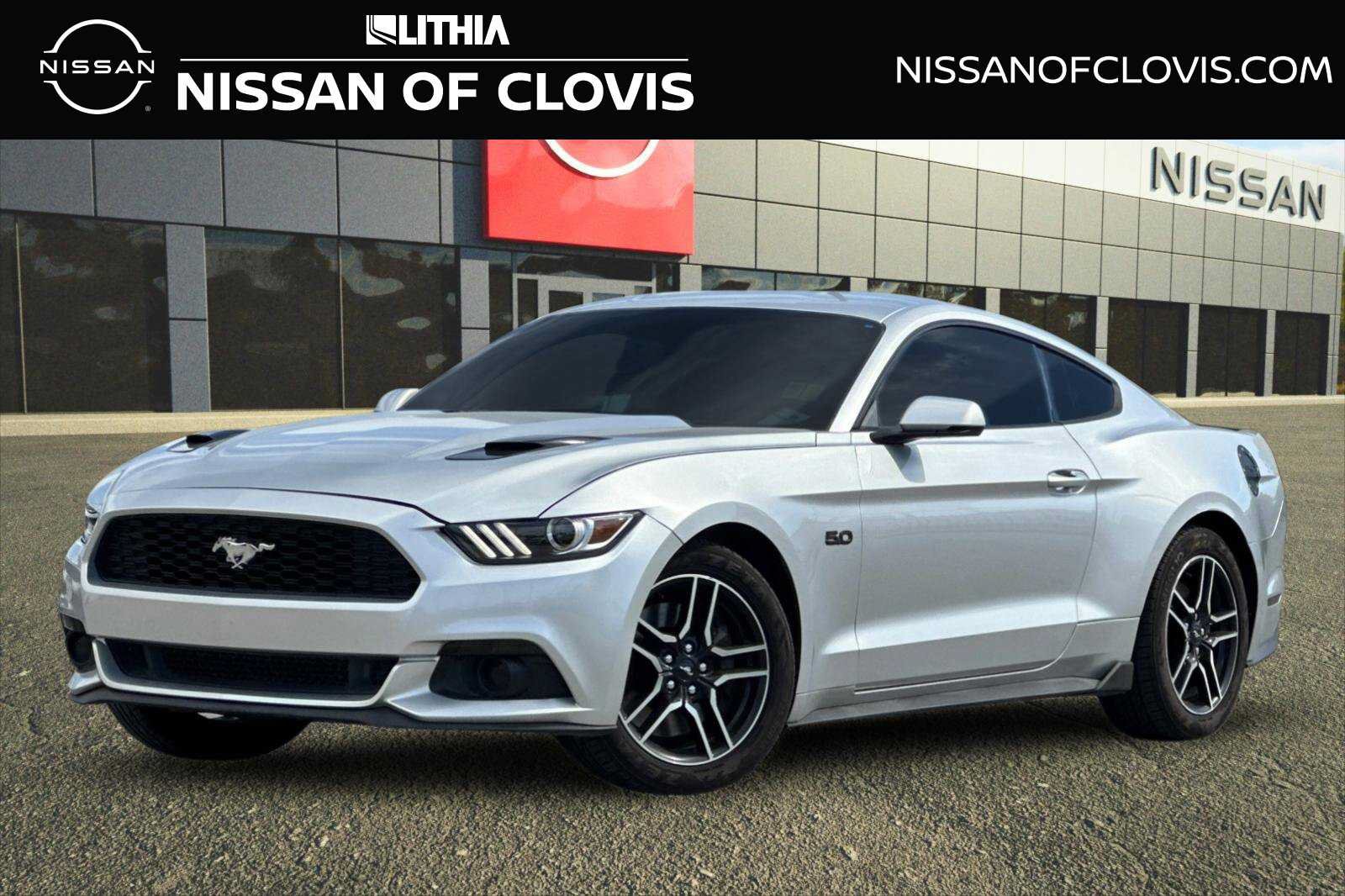 Used 2015 Ford Mustang GT Premium RWD image 1