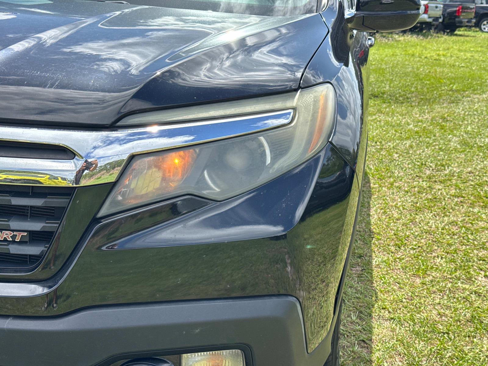 Used 2018 Honda Ridgeline Sport image 9