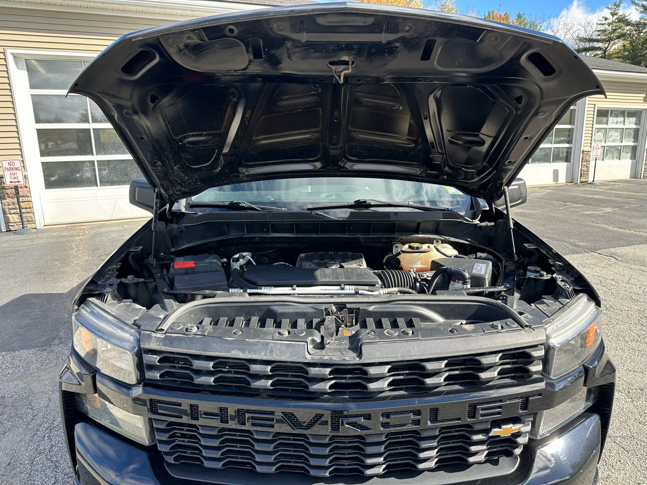 Used 2021 Chevrolet Silverado 1500 Custom image 11