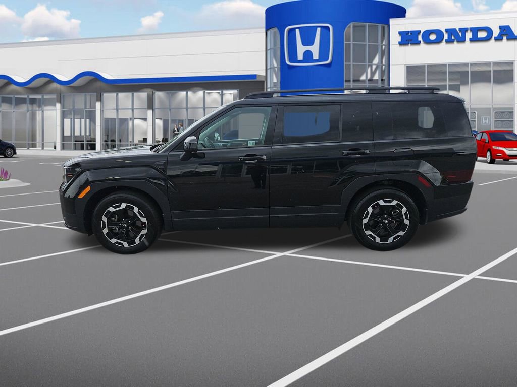 Used 2025 Hyundai Santa Fe SEL FWD image 5