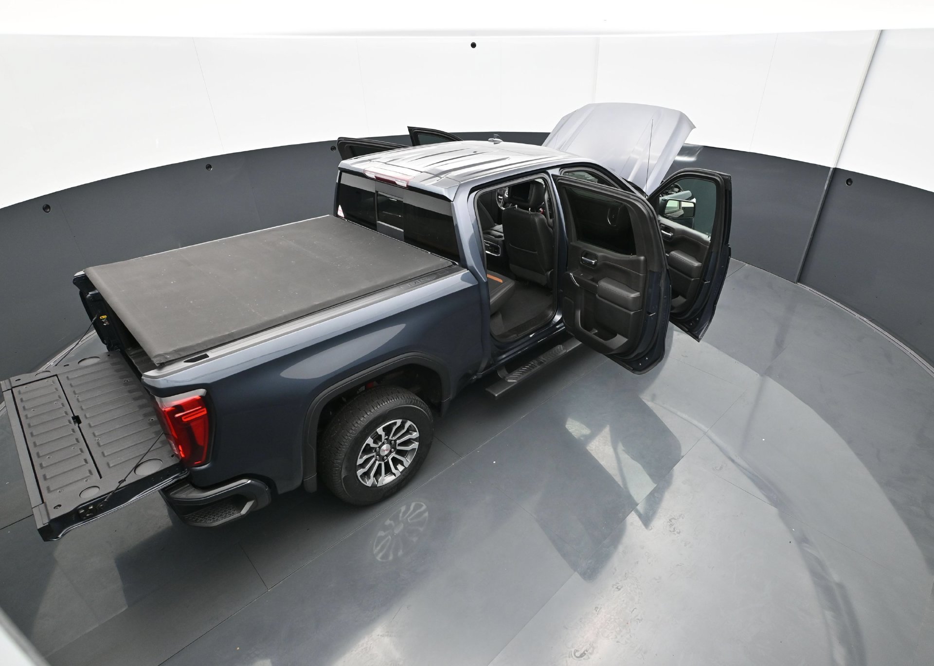 Used 2021 GMC Sierra 1500 AT4 w/ Off-Road Performance Package AWD/4WD image 46