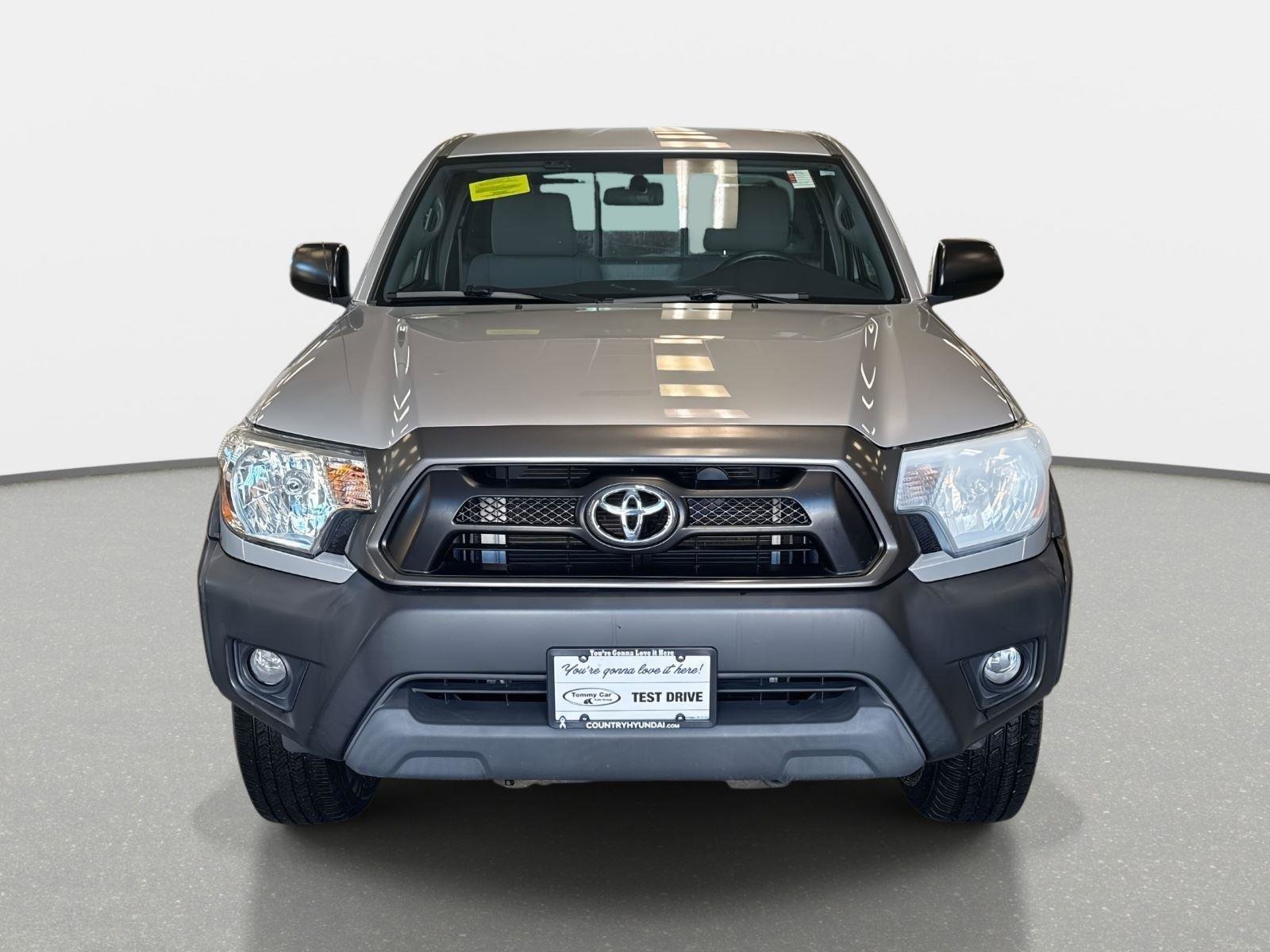 Used 2012 Toyota Tacoma image 2