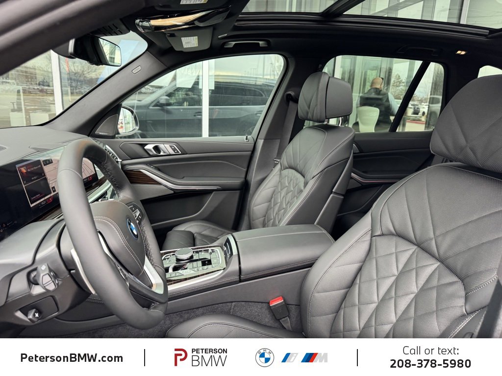 New 2026 BMW X5 xDrive50e image 17