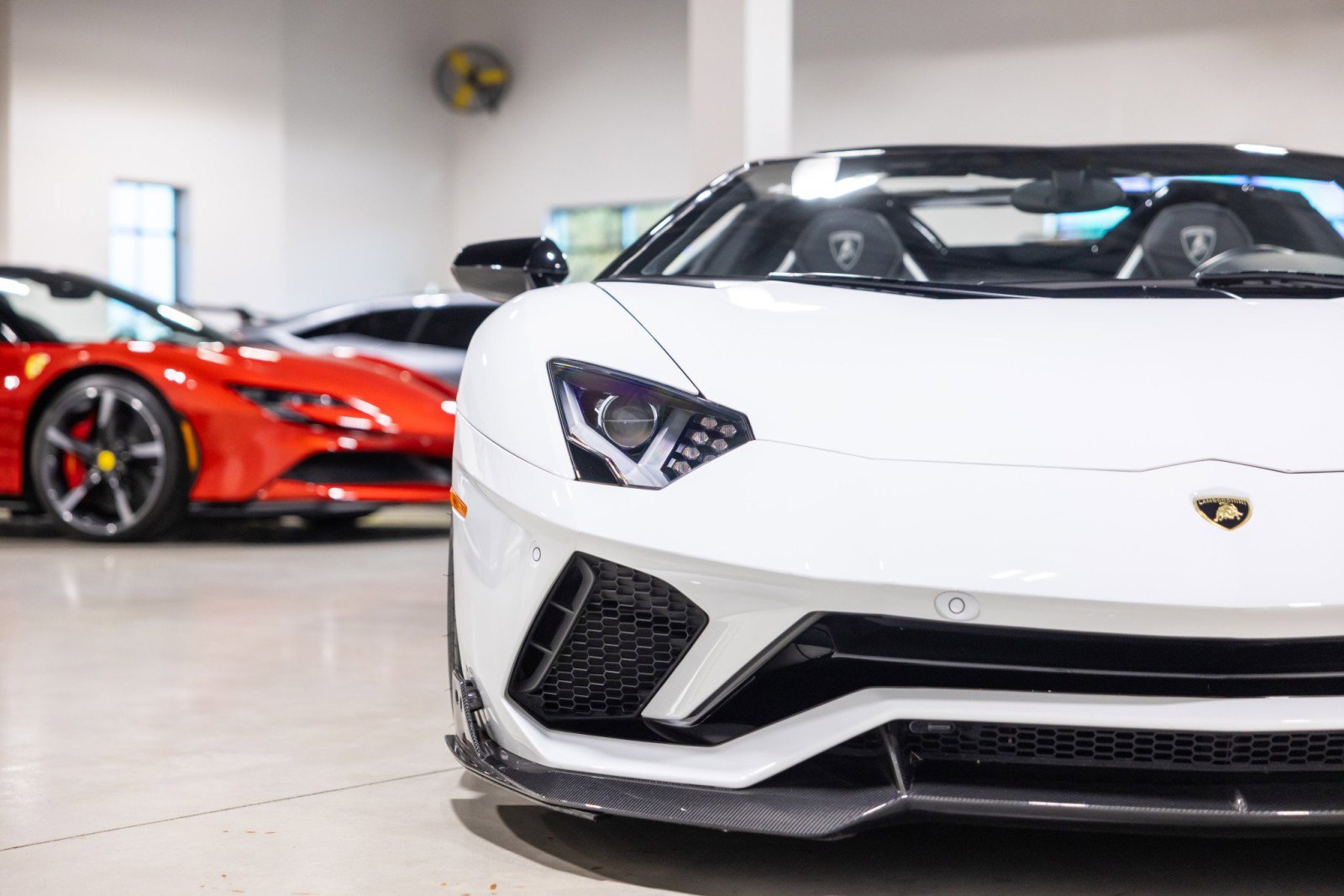 Used 2019 Lamborghini Aventador S image 25