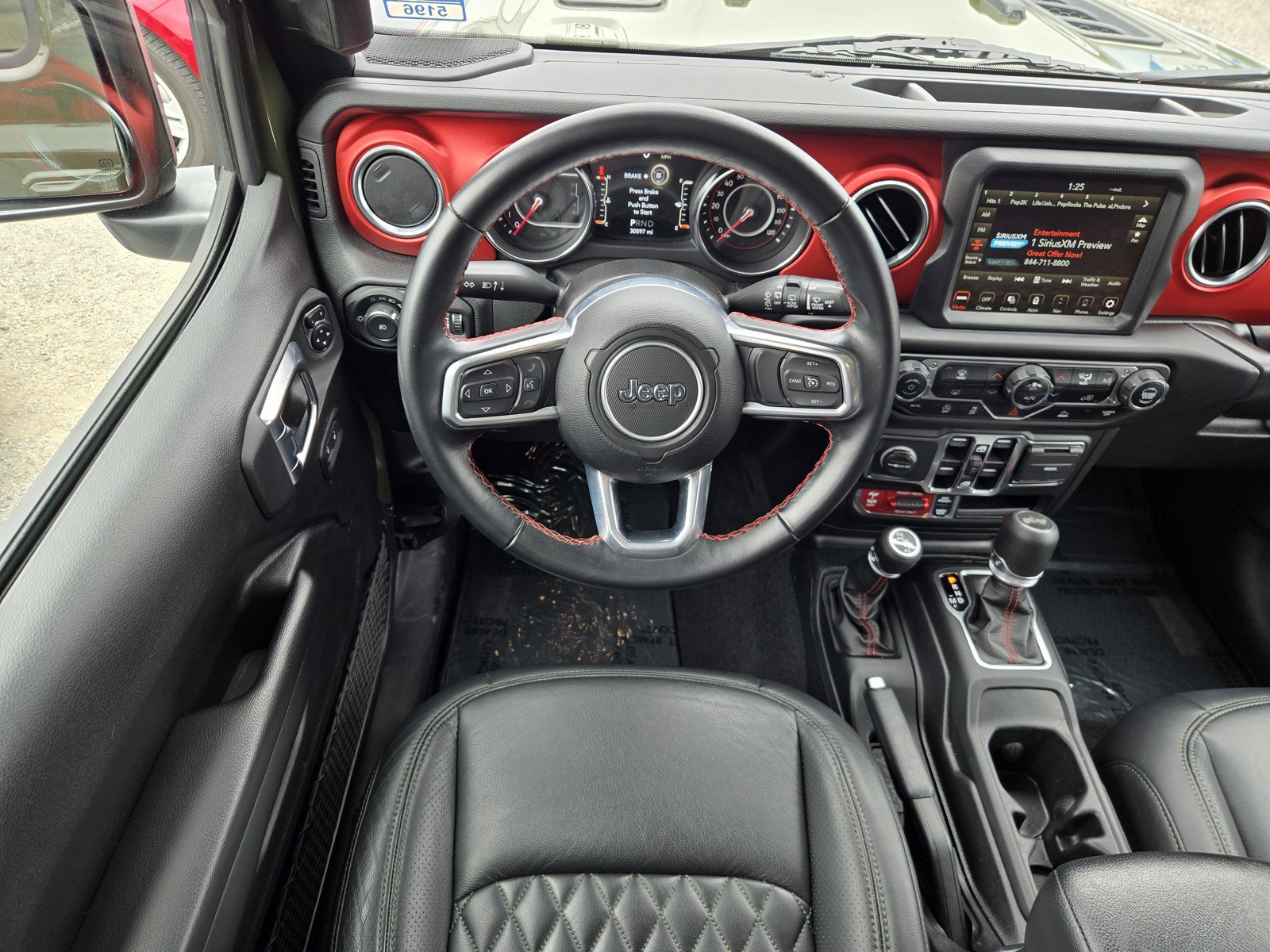 Used 2021 Jeep Wrangler Unlimited Rubicon AWD/4WD image 12