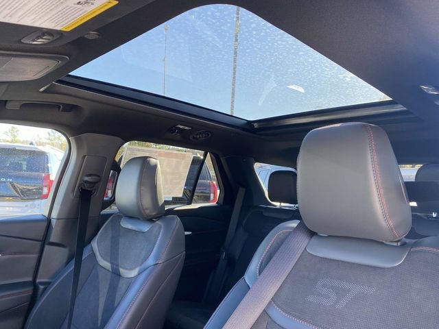 New 2026 Ford Explorer ST AWD/4WD image 6