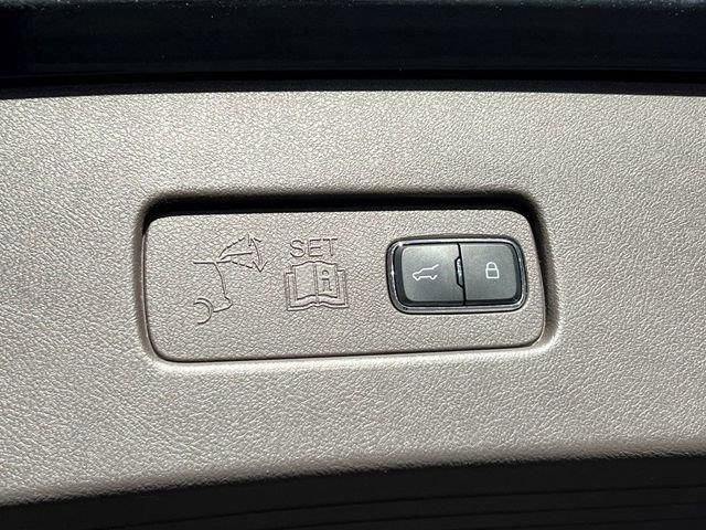 Used 2021 Lincoln Aviator Reserve w/ Equipment Group 202A image 19