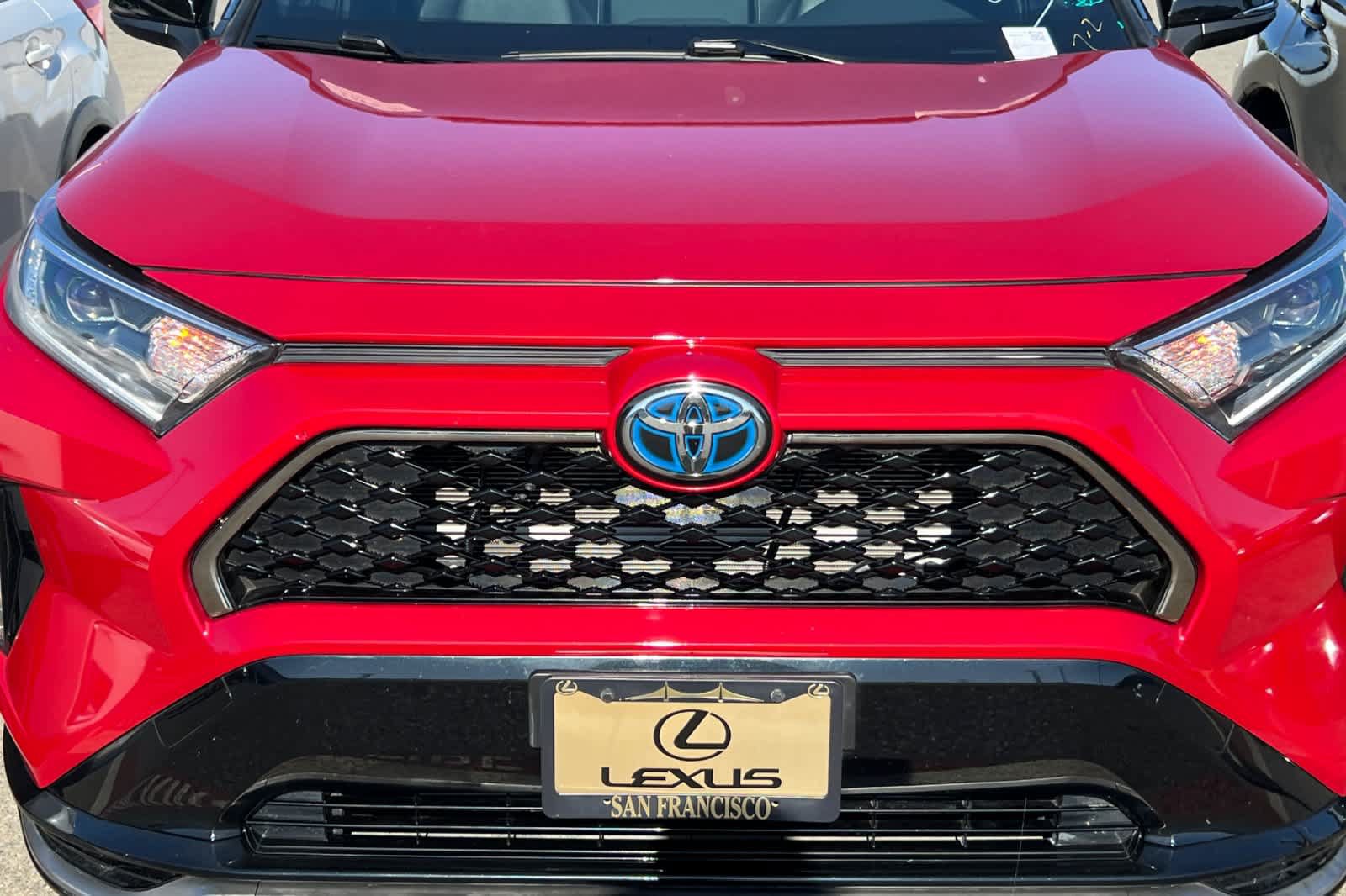 Used 2021 Toyota RAV4 XSE w/ Weather Package AWD/4WD image 12