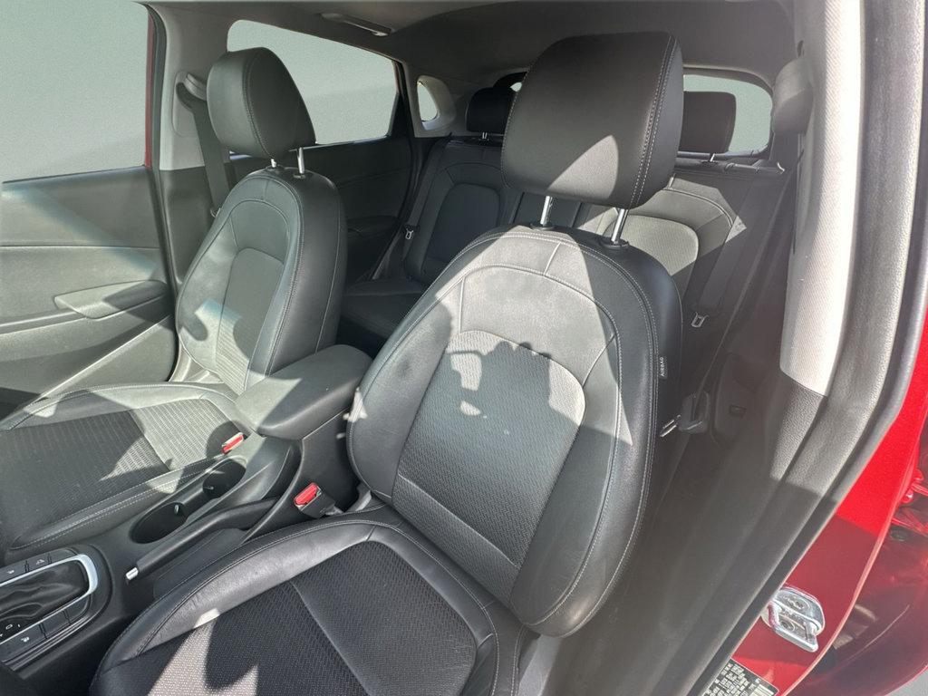 Used 2018 Hyundai Kona Limited AWD/4WD image 22