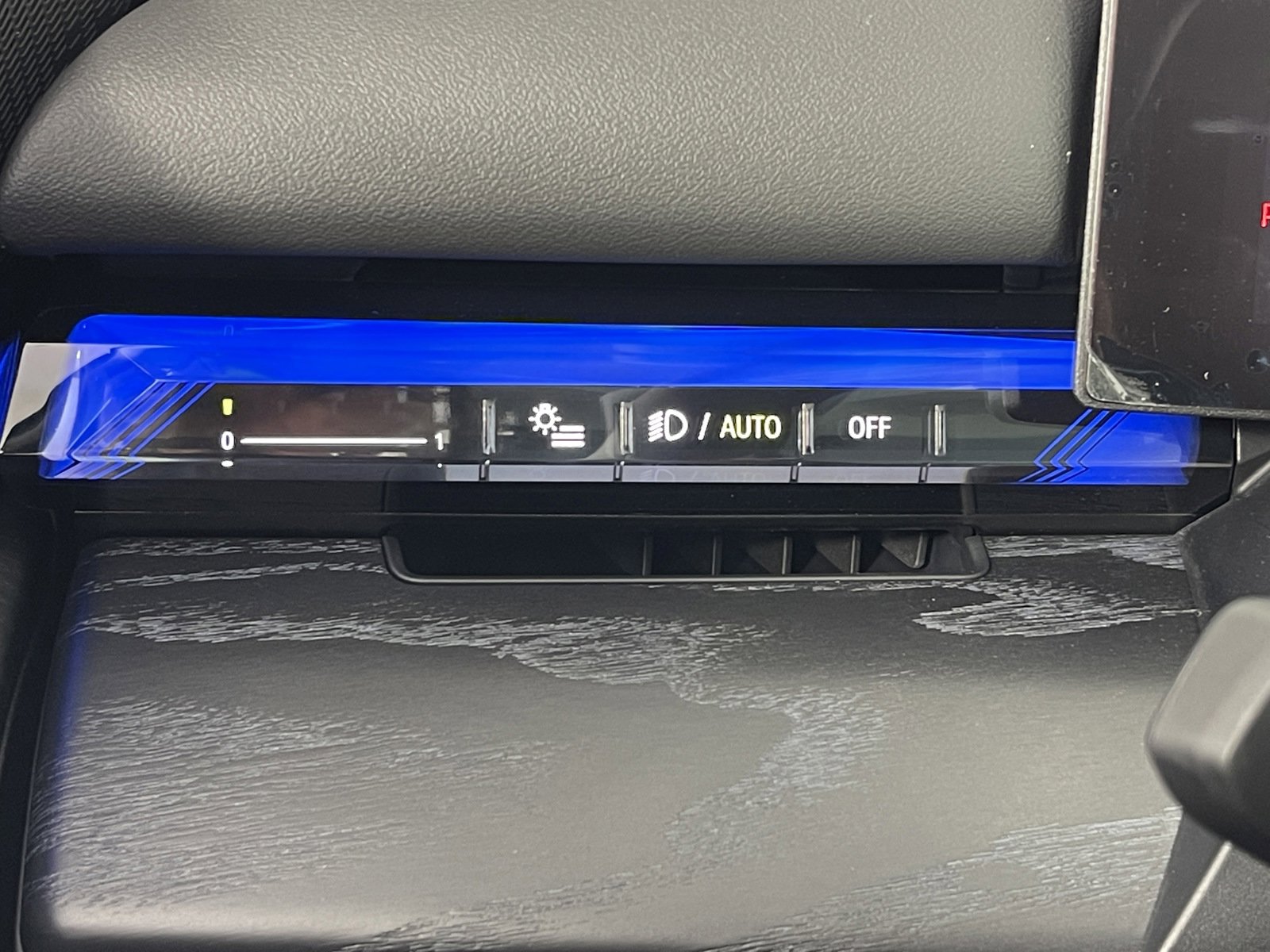 New 2024 BMW i5 eDrive40i w/ Premium Package image 24