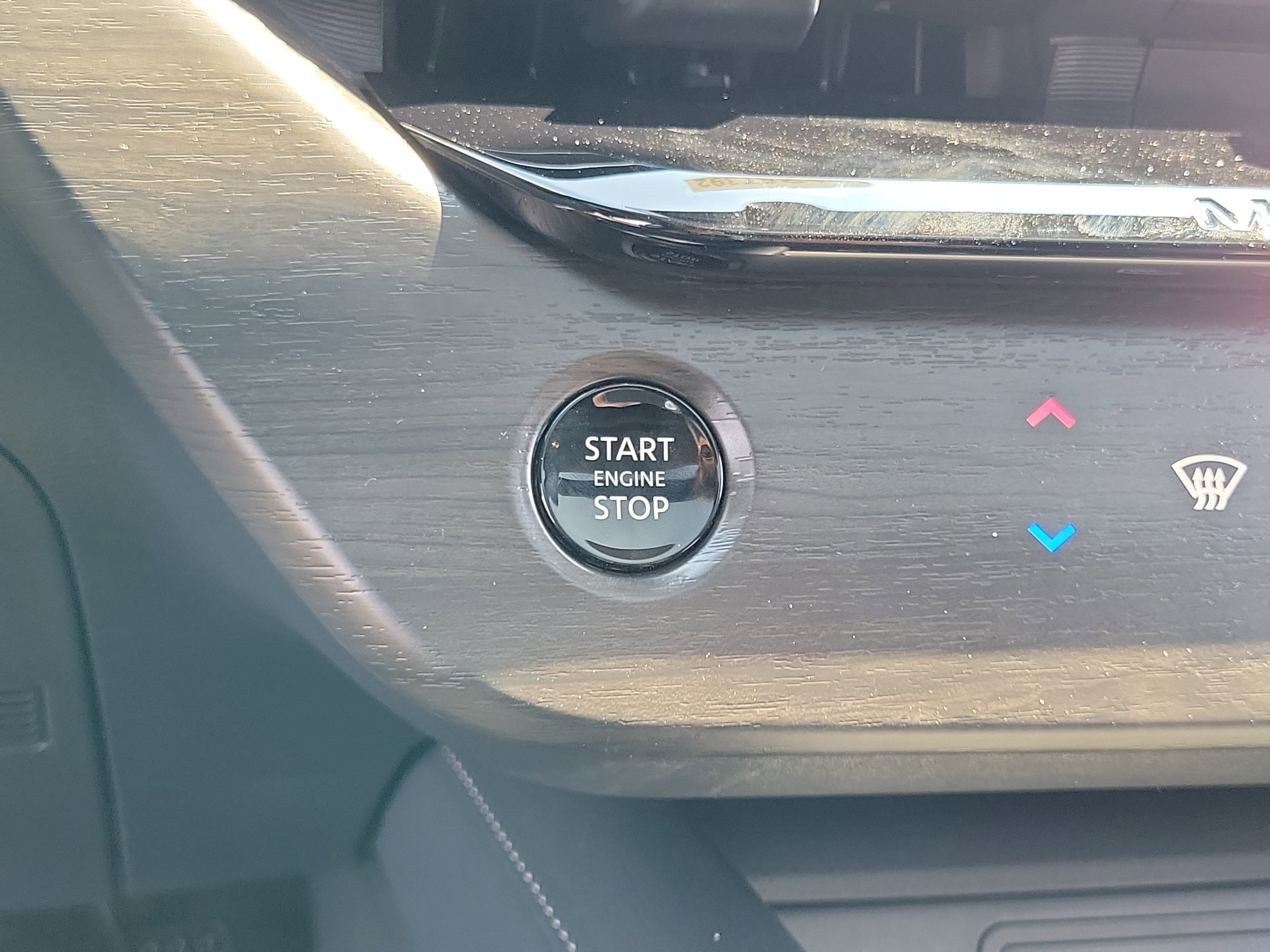 Used 2025 Nissan Murano SL w/ Cargo Package image 28