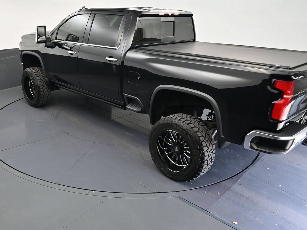 Used 2024 Chevrolet Silverado 2500 LTZ w/ LTZ Plus Package AWD/4WD image 15