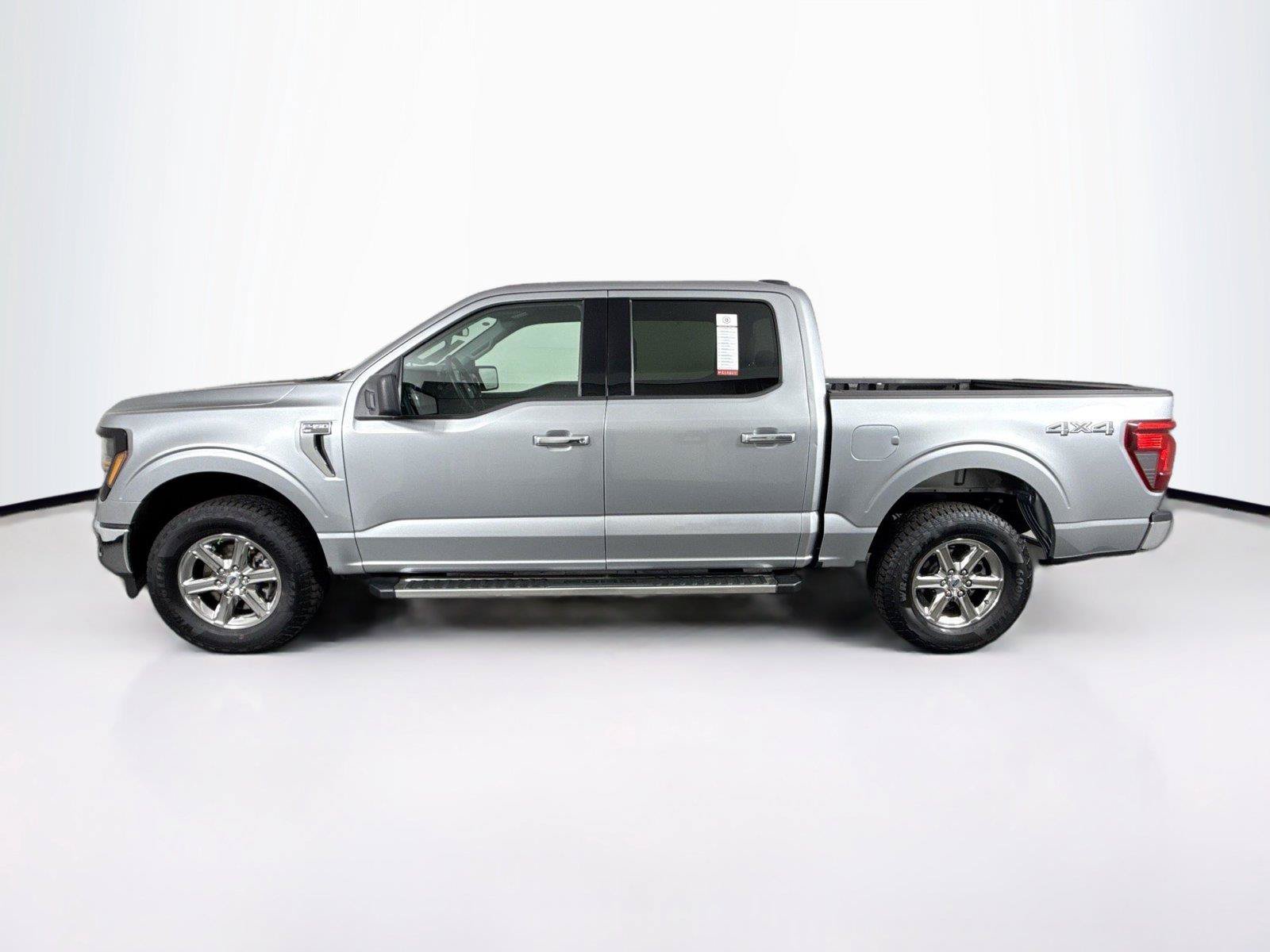 Used 2025 Ford F150 XLT w/ Equipment Group 301A Standard AWD/4WD image 11