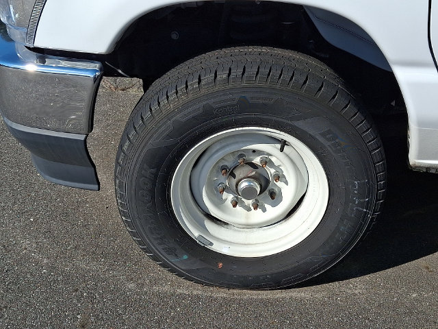 New 2024 Ford E-350 and Econoline 350 Super Duty w/ Driver's Safety Package RWD image 4