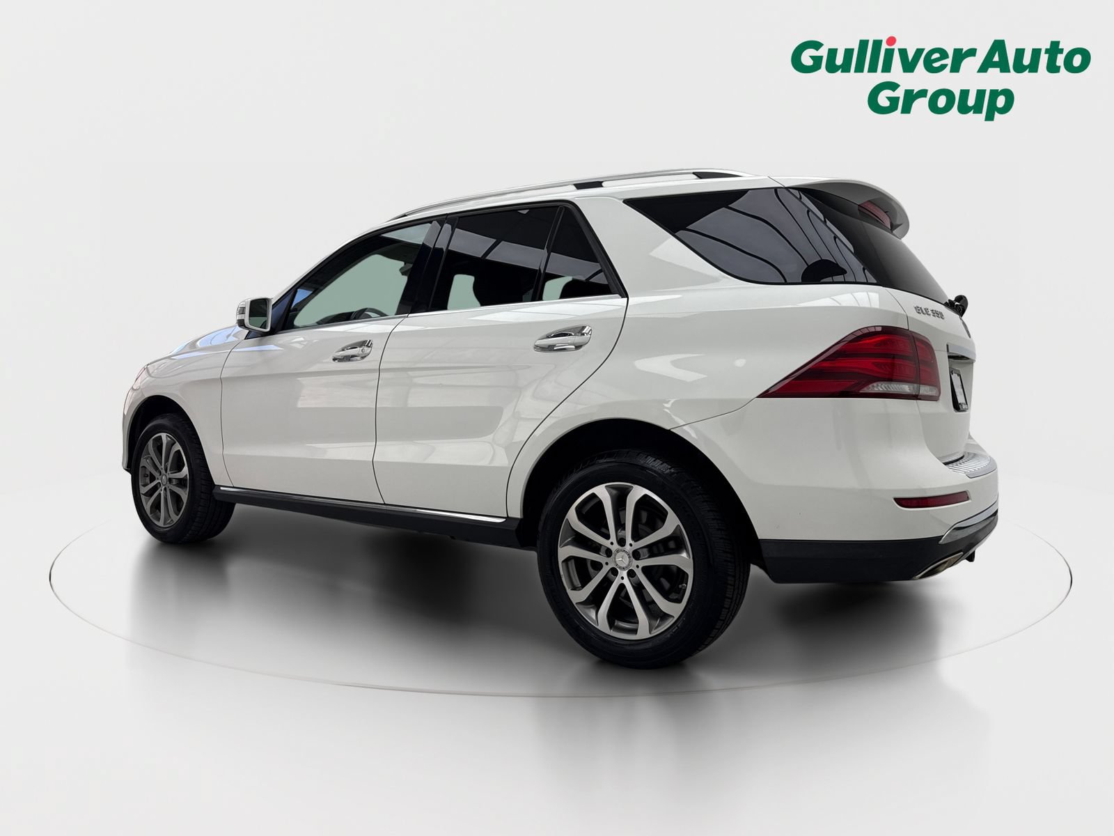 Used 2016 Mercedes-Benz GLE 350 4MATIC w/ Premium Package image 4